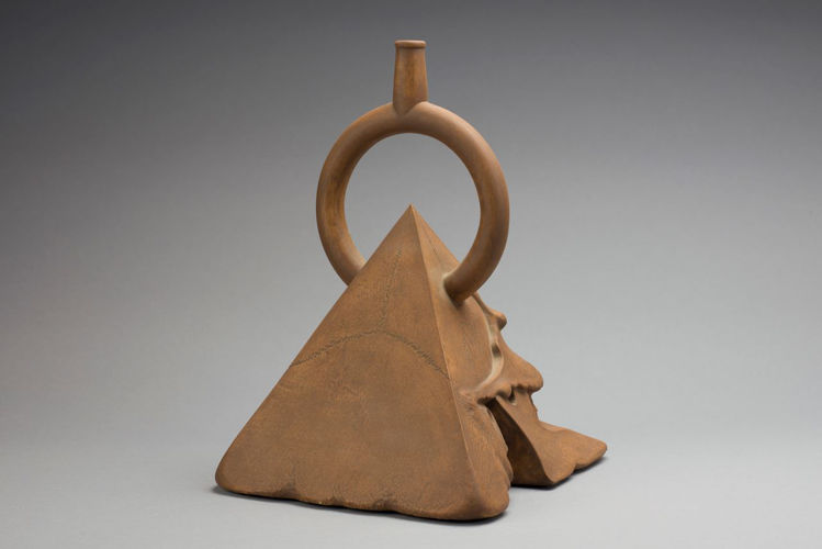 Picture of Pre-Columbian Pyramidal Skull No. III