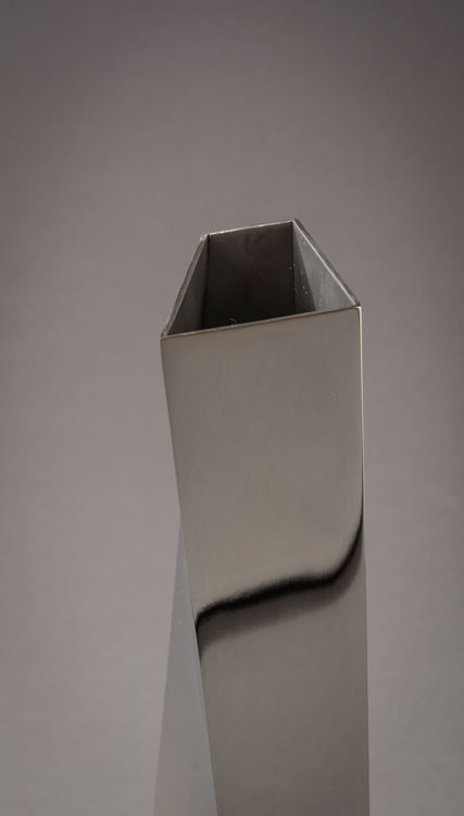 Picture of Alessi Crevasse Vase