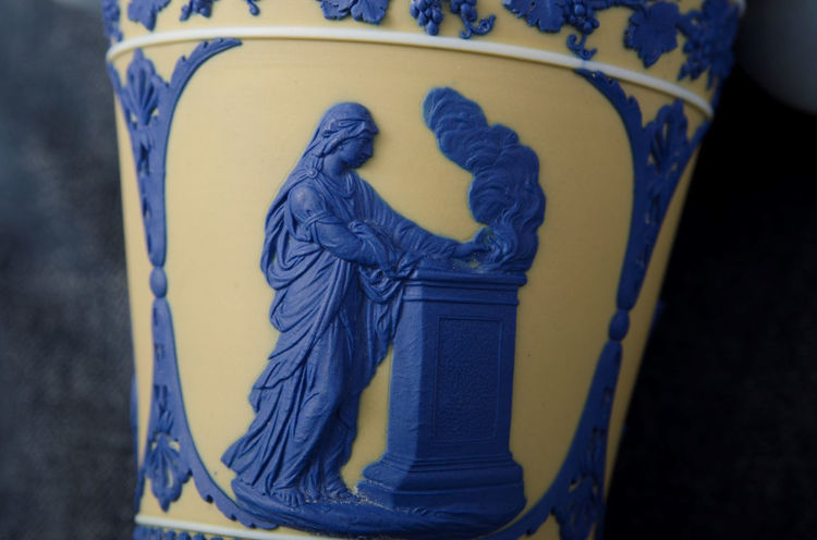 Picture of Yellow Jasper Dip Vase
